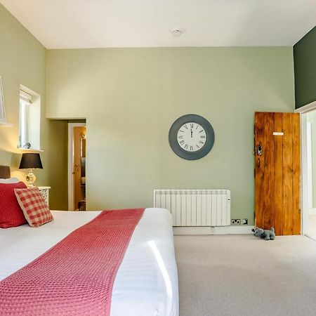 Broadrock Accommodation - Clock Cottage Chepstow Exteriér fotografie