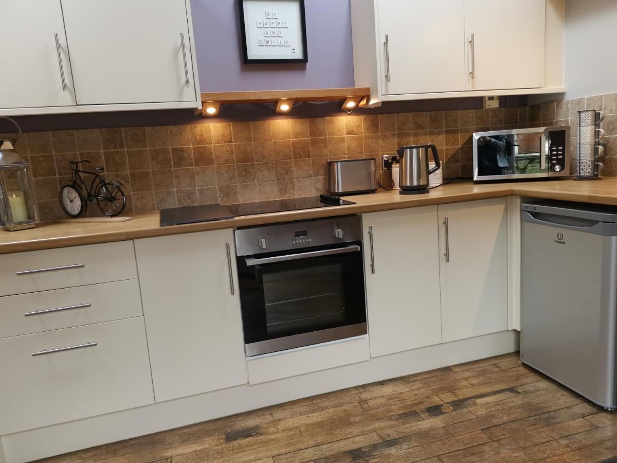 Broadrock Accommodation - Clock Cottage Chepstow Exteriér fotografie