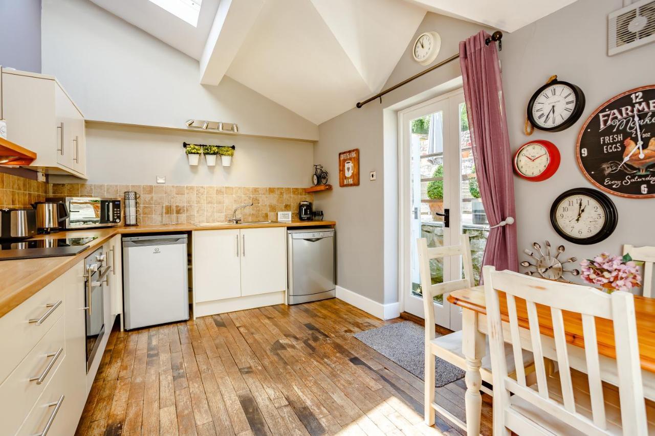 Broadrock Accommodation - Clock Cottage Chepstow Exteriér fotografie